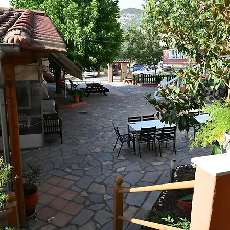 Anestis Aparthotel 3*