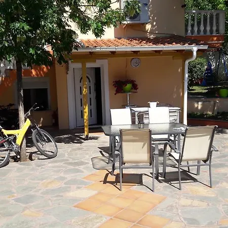 Anestis Appart hôtel Lidia
