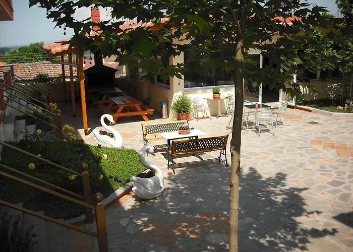 Aparthotel Anestis Lidia