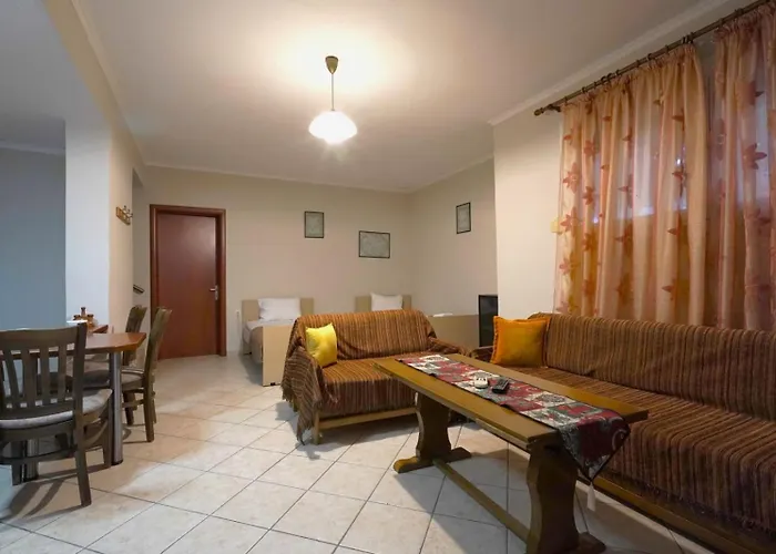 Aparthotel Anestis