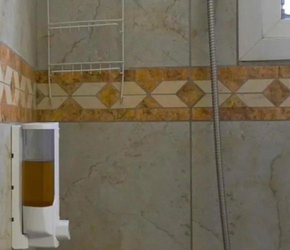 Apart Otel Anestis Lidia