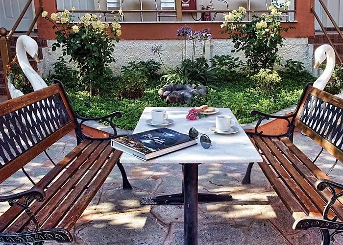 Anestis Aparthotel